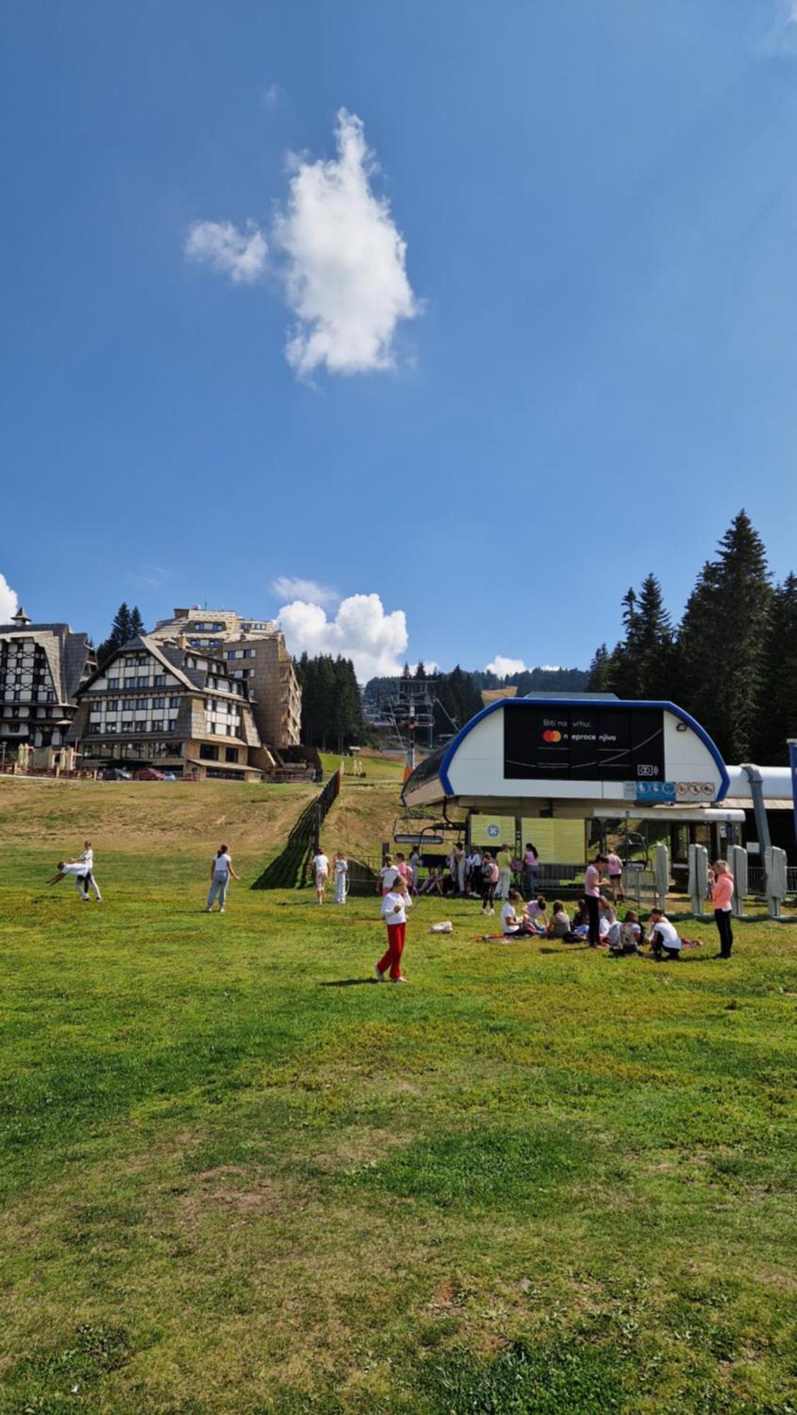 Marrilux Apartments Residence Hill Kopaonik Ngoại thất bức ảnh